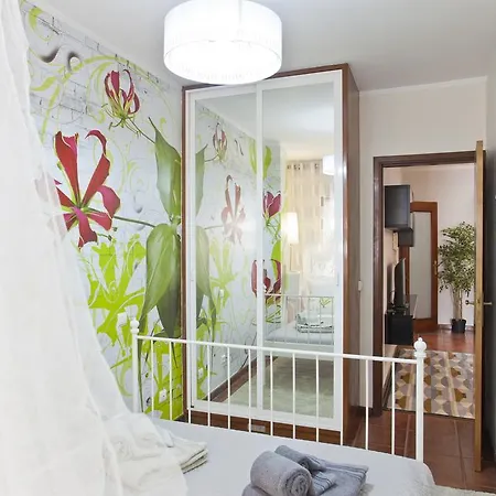 Mercadores Apartment